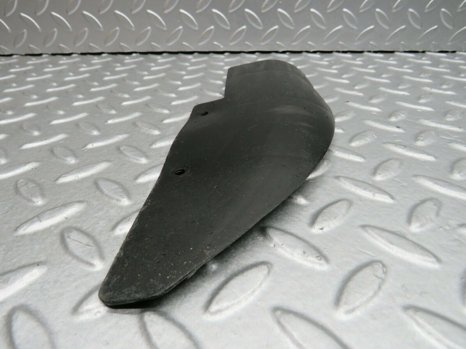 22299 Mercedes-Benz S123 280TE Rear Right Fender Wing Splash Guard 1236821171