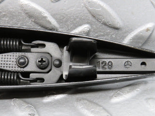 R129 SL windscreen wiper arm used OEM