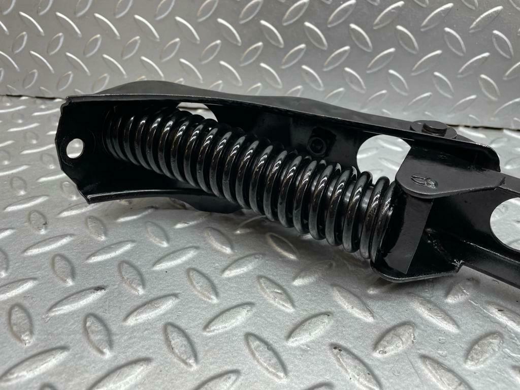 0152 Mercedes-Benz W116 Trunk Lid Hinge