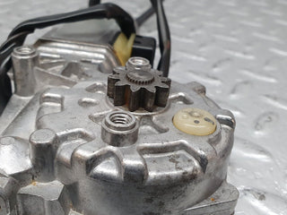 41205 Mercedes-Benz W126 300SE Rear Left Window Regulator Motor 0130821037