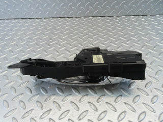 11172 Mercedes-Benz W221 S320 Front Left Door Handle 2217601334