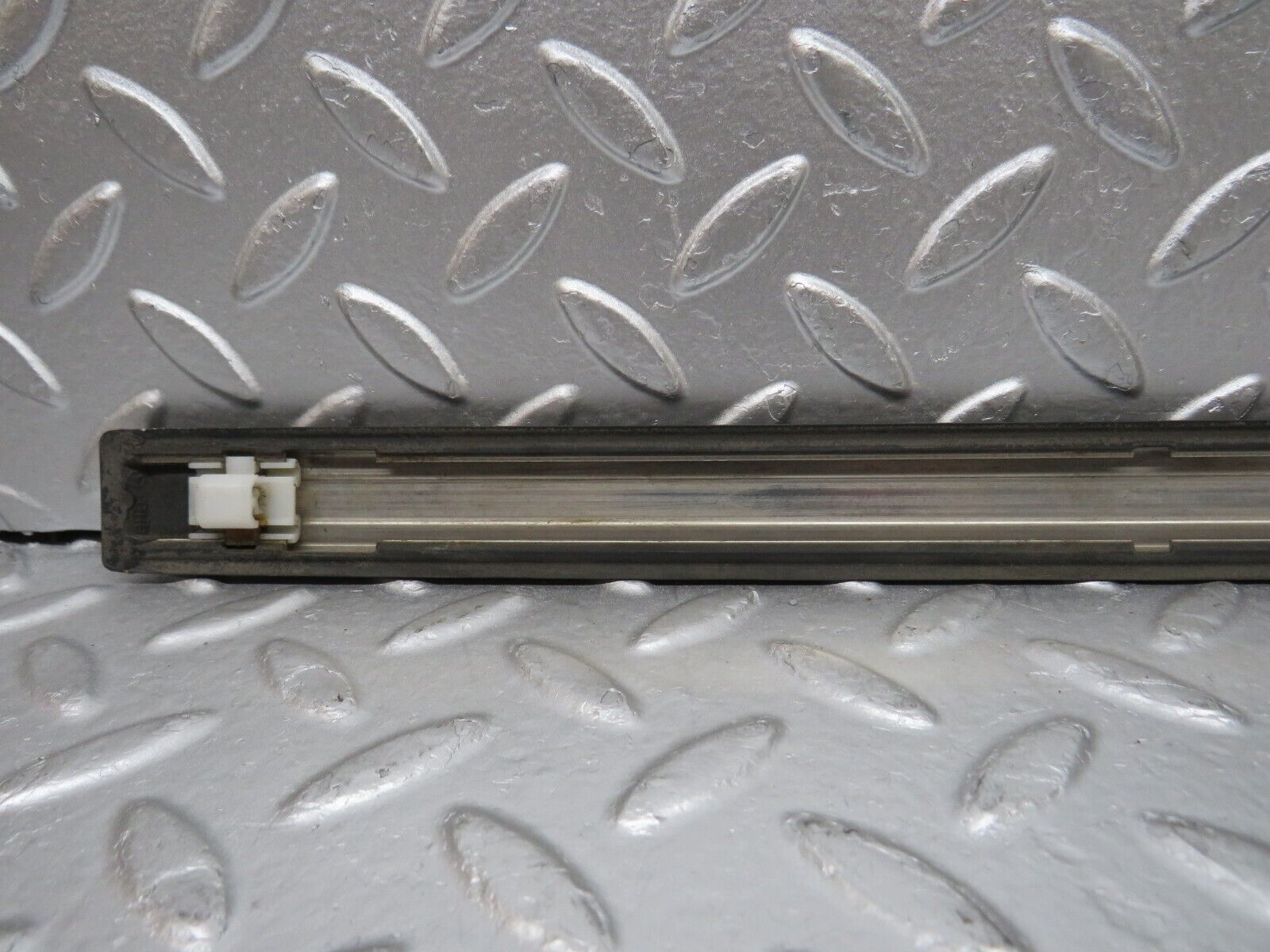 30786 Mercedes-Benz W201 190E 2.0L Rear Right Door Centre Moulding Trim