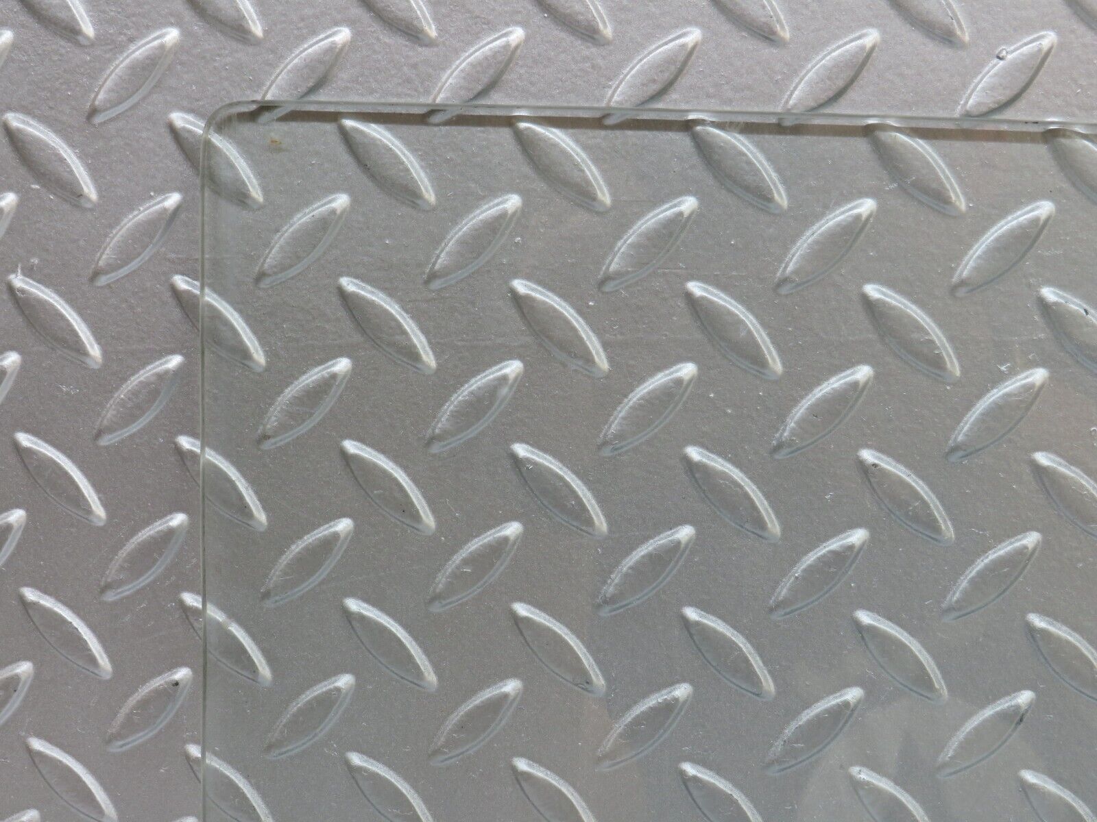 35791 Mercedes-Benz W108 Rear Right Door Window Glass