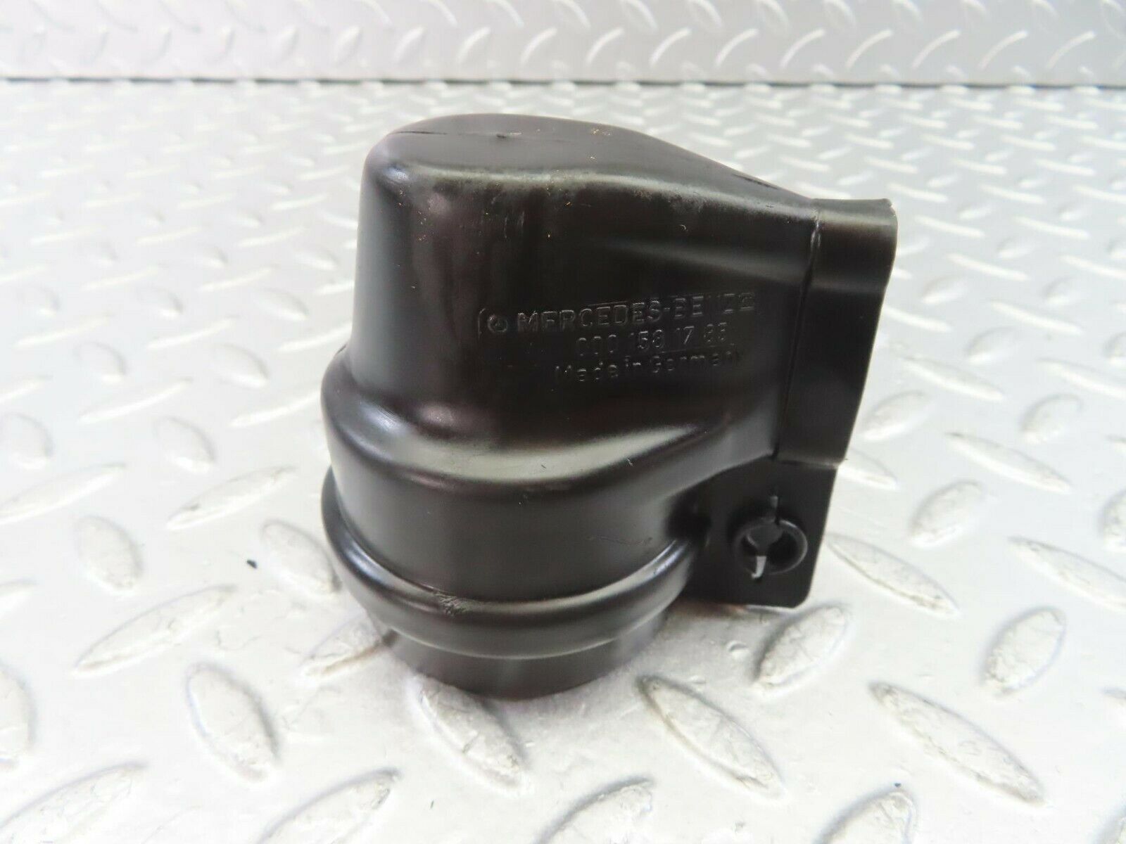 10815 Mercedes-Benz W123 230E Ignition Coil Protective Cap 0001581785
