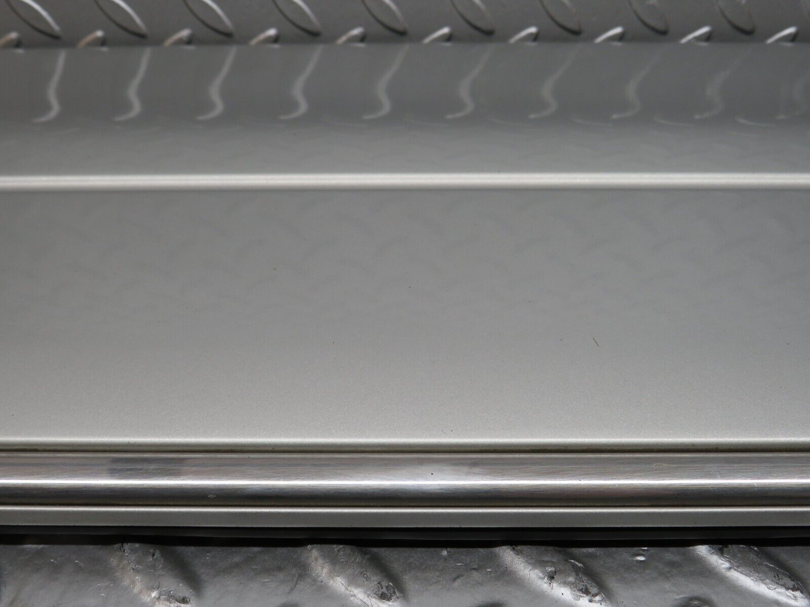 24807 Mercedes-Benz W140 S320 Front Right Door Lower Trim 1406907240