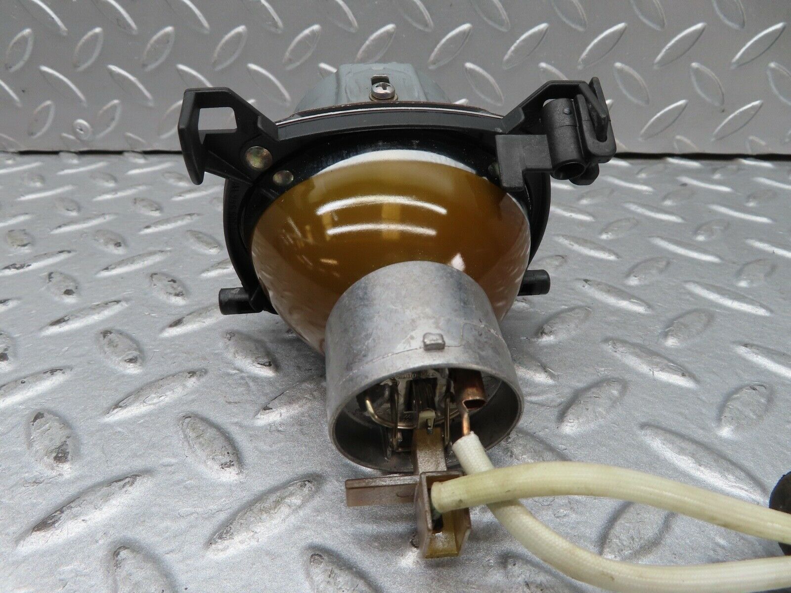 17227 Mercedes-Benz R129 300SL Coupe Front Left Fog Light 1305300028