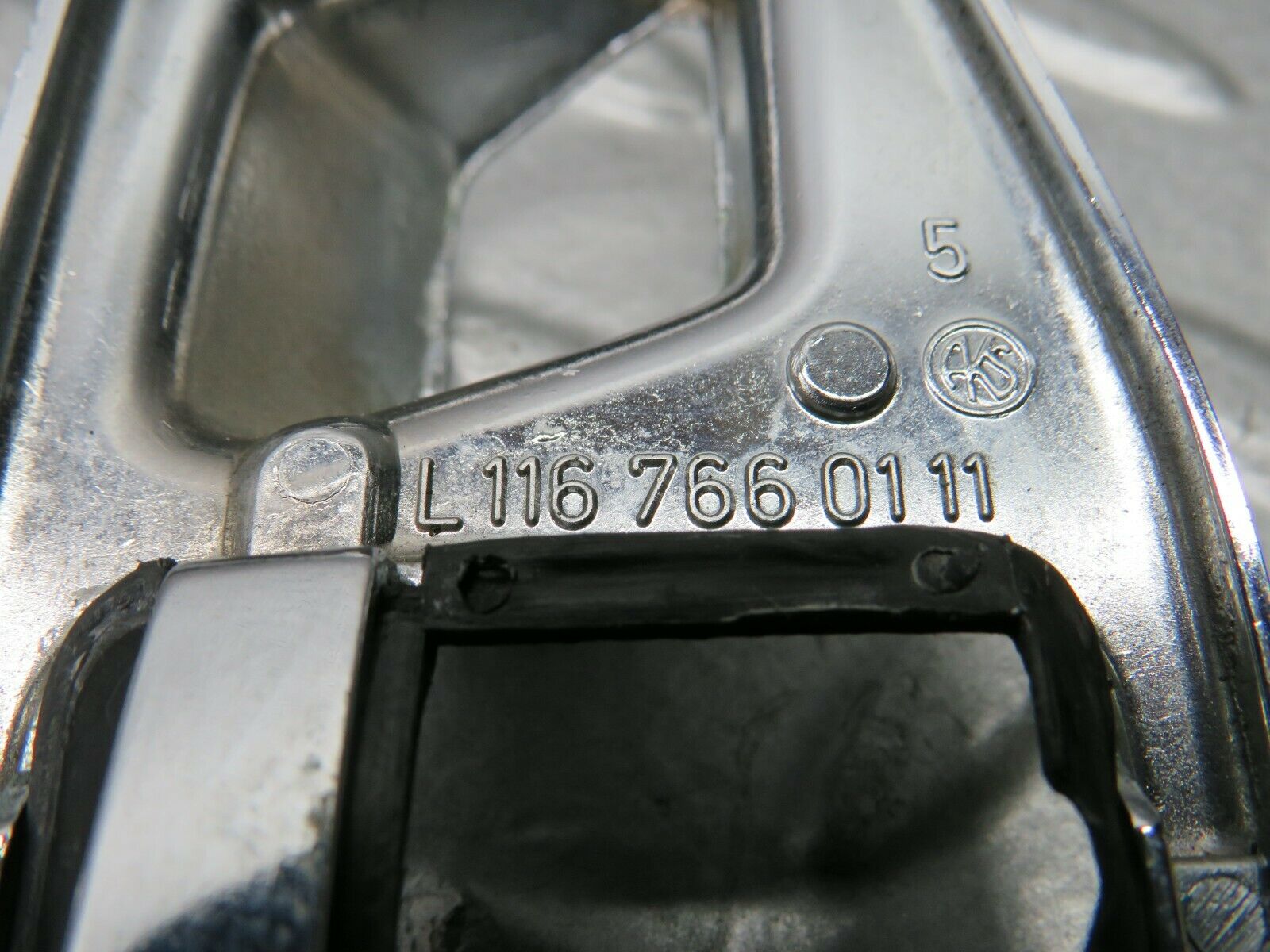 21975 Mercedes-Benz S123 280TE Wagon Chrome Frame For Door Opener Left 1167660111