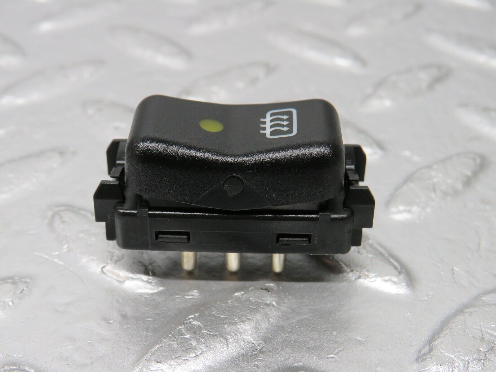 34056 Mercedes-Benz W124 260E Rear Windscreen Defroster Switch 1248201010