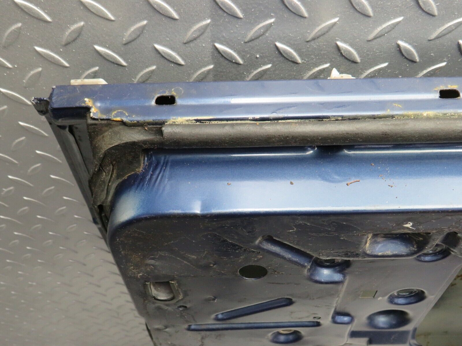 31413 Mercedes-Benz S124 220TE Wagon Rear Left Door