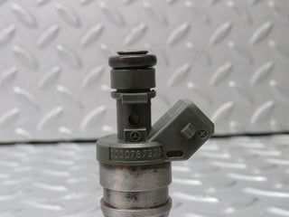 W124 Cabriolet fuel injector used OEM