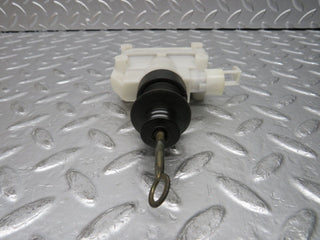 W124 Wagon door lock vacuum actuator front left used OEM