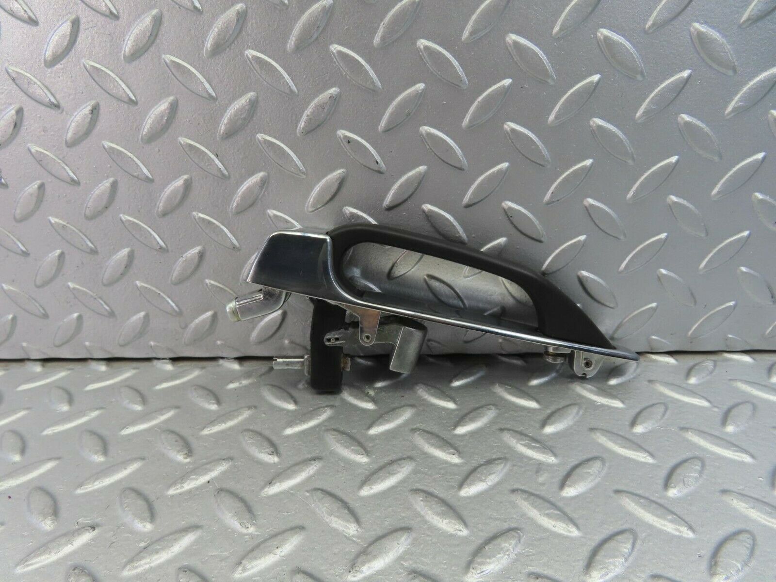 10826 Mercedes-Benz W123 230E Exterior Chrome Door Handle Rear 1237600359