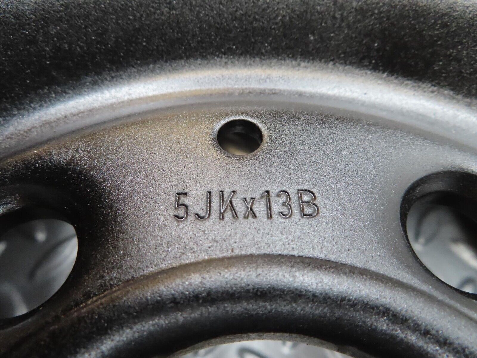 13773 Mercedes-Benz Steel Wheel 5JKx13 5x112 1104001102