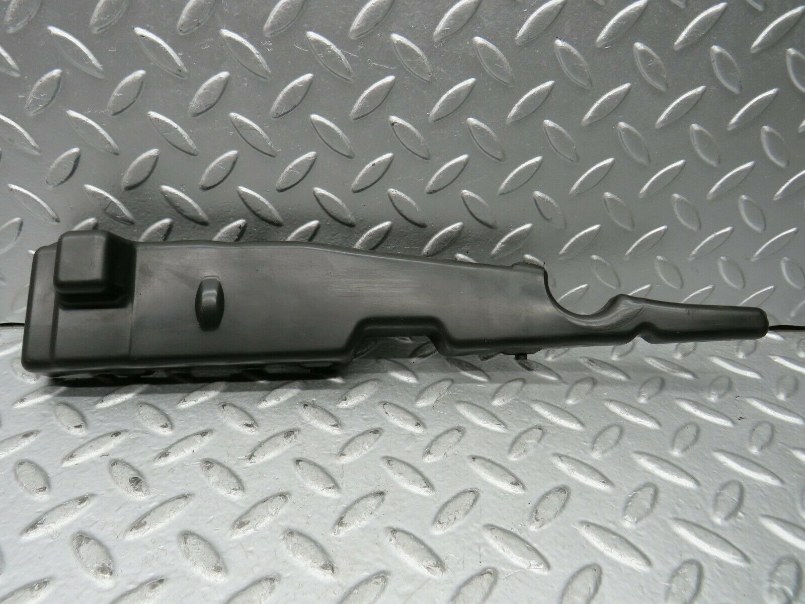 22121 Mercedes-Benz S123 280TE Wagon Bonnet Catch Cover 1238870025