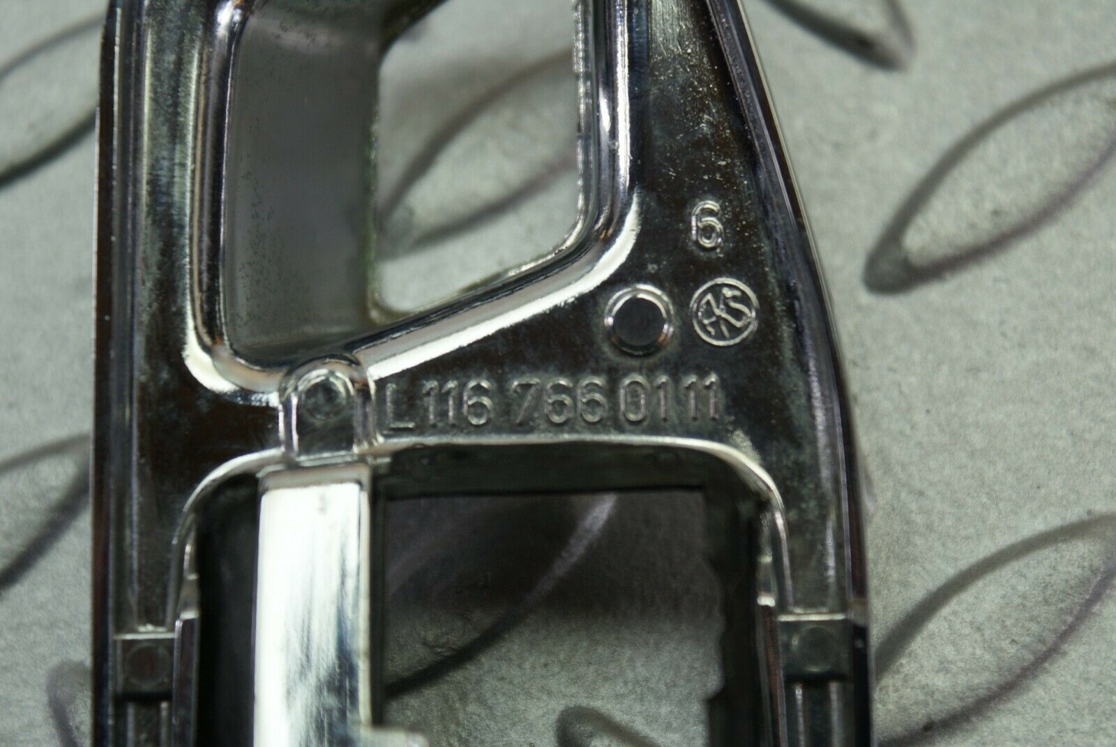 2753 Mercedes-Benz C123 280CE Coupe Chrome Frame For Door Opener Left 1167660111