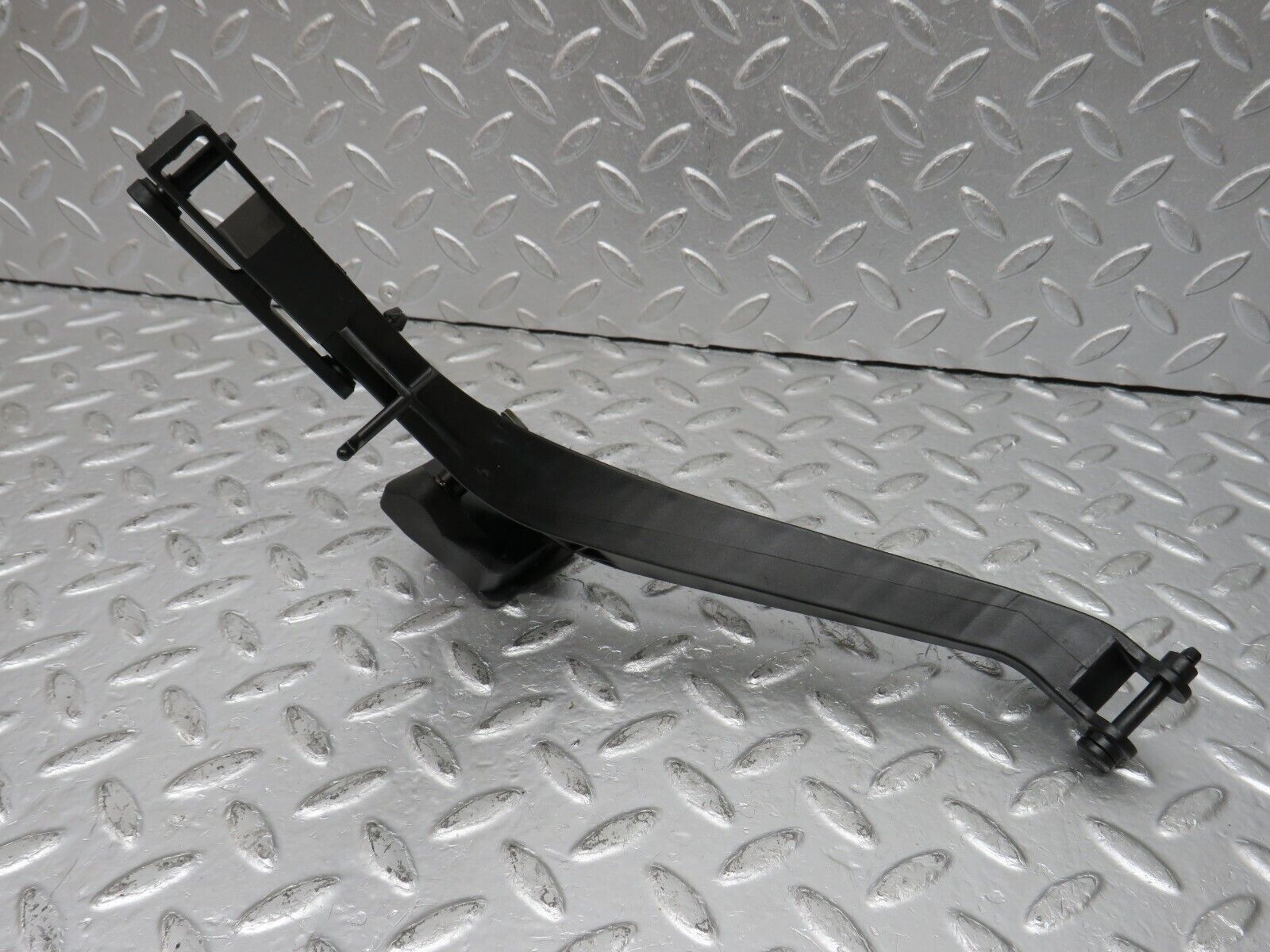 33465 Mercedes-Benz W202 C180 Accelerator Pedal Linkage 2023011223 1403000213