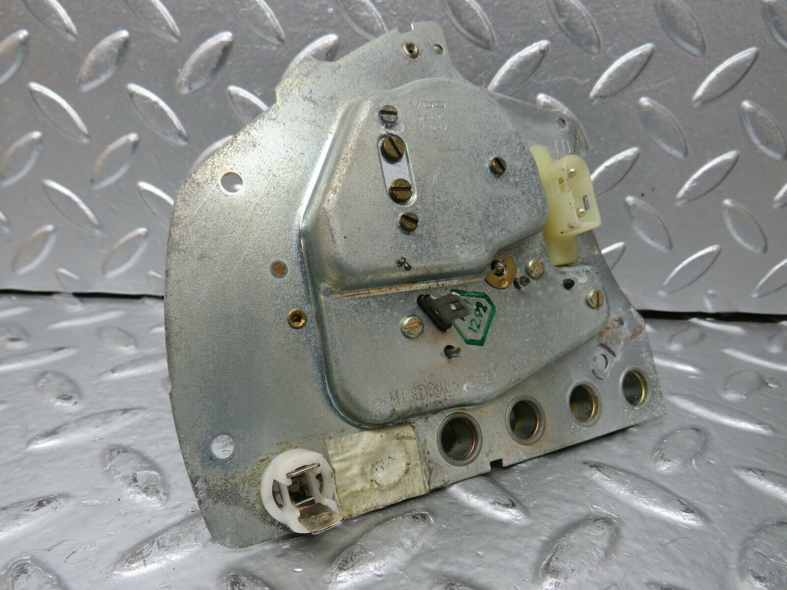 24367 Mercedes-Benz S124 220TE Instrument Cluster Tachometer Gauge 1245423201