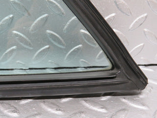 33146 Mercedes-Benz W126 Rear Right Quarter Window Glass 1267350224