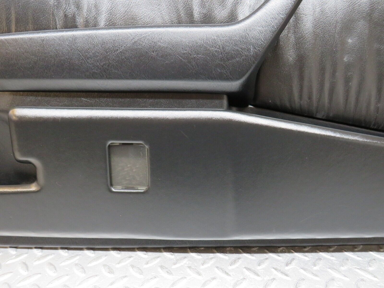 37871 Mercedes-Benz A124 320E Cabriolet Left Door Card Black 1247271570