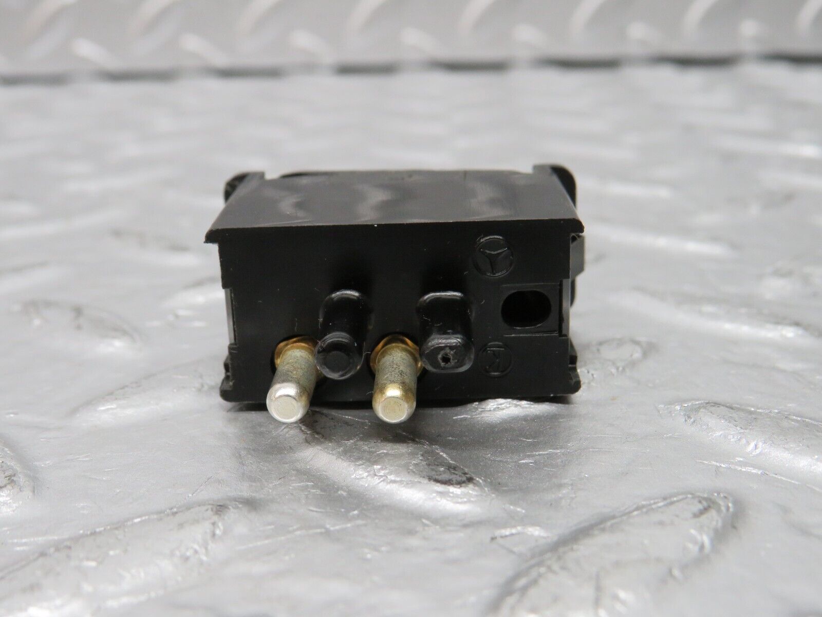 30695 Mercedes-Benz W201 190E 2.0L Interior Dome Light Switch 0008205810