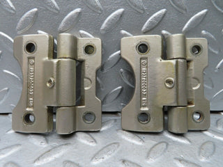 21537 Mercedes-Benz W126 300SE Door Hinges Pair 1237200037