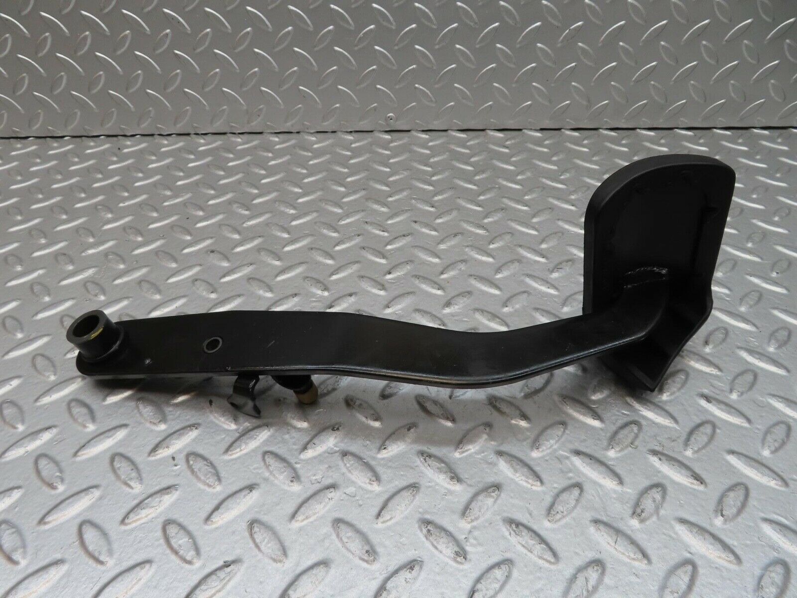 15060 Mercedes-Benz W140 S320 Brake Pedal