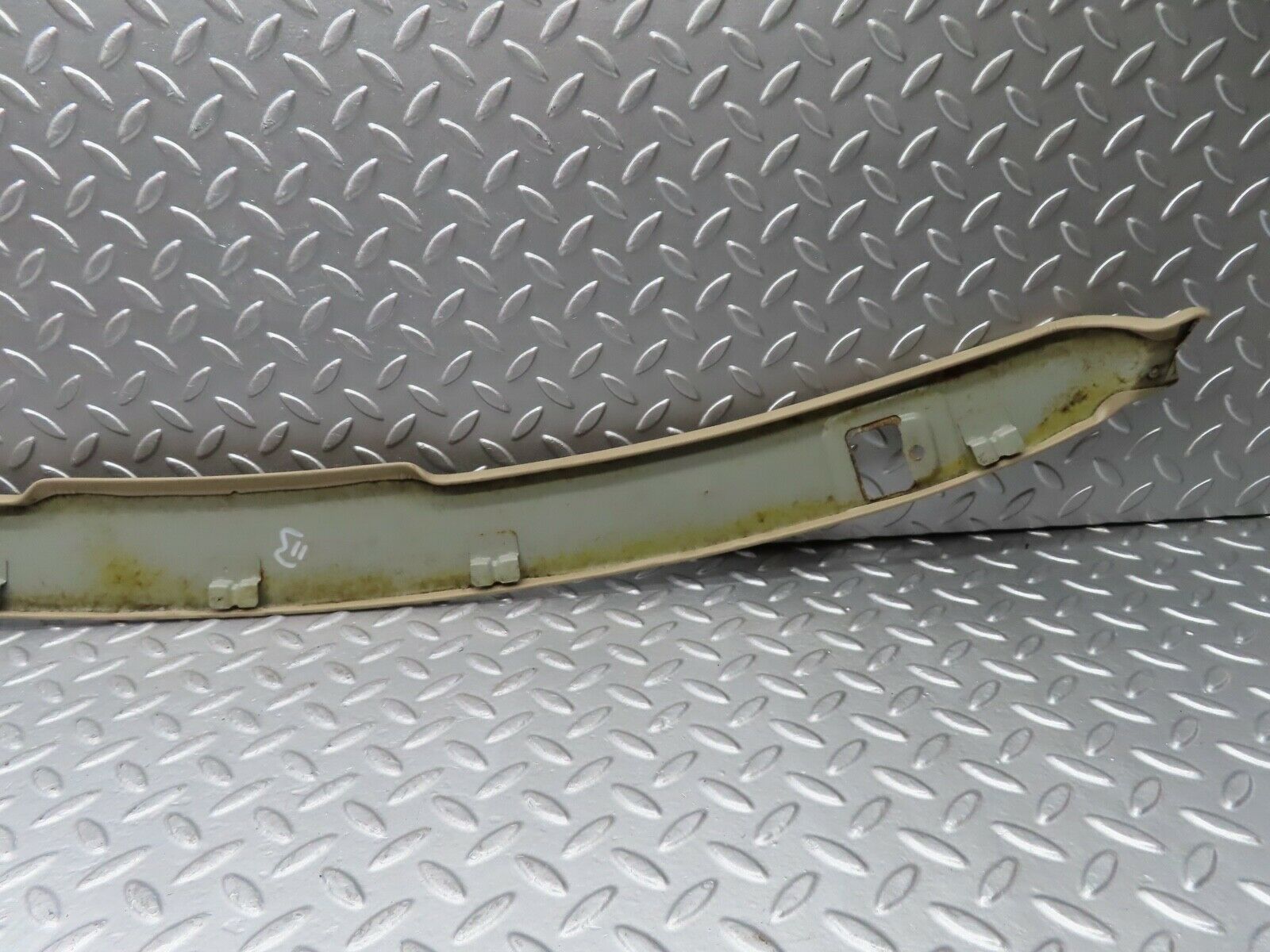 19881 Mercedes-Benz R129 300SL Coupe Windshield Latch Trim Cover Cream