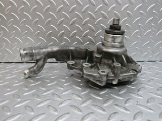 29508 Mercedes-Benz W124 230E Water Pump 1022011701