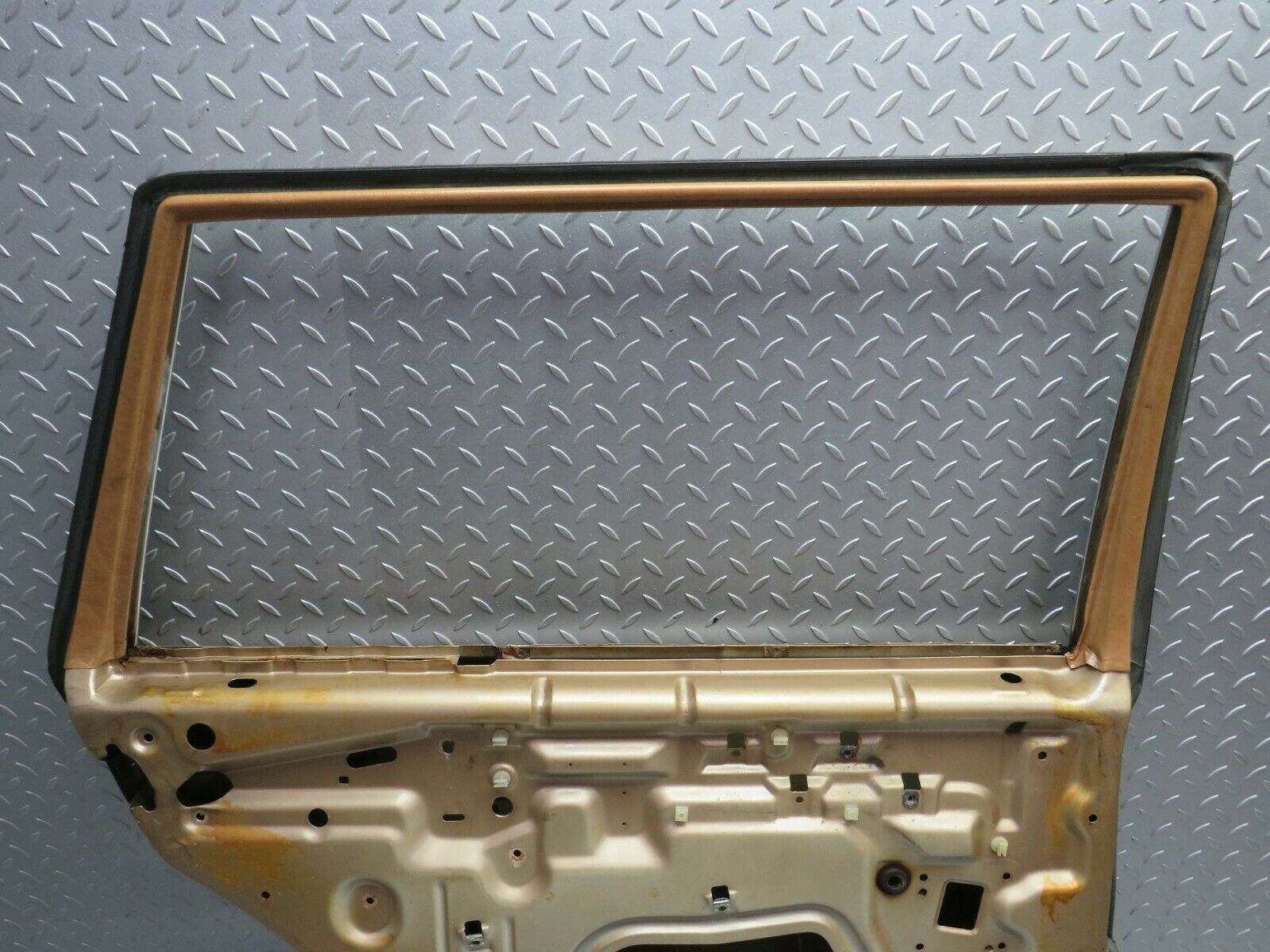 22108 Mercedes-Benz S123 280TE Wagon Rear Left Door