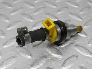 W109 fuel injector used OEM