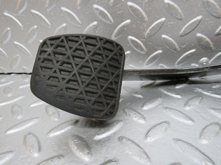 W124 Wagon brake pedal with rubber used OEM