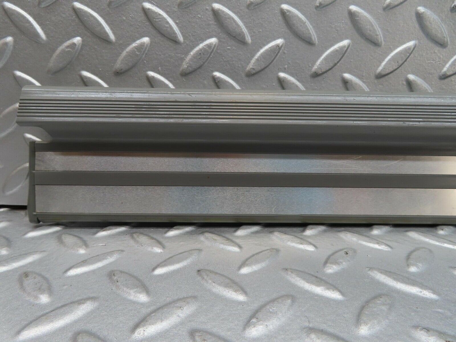 16443 Mercedes-Benz W124 260E Rear Left Door Sill Trim Grey