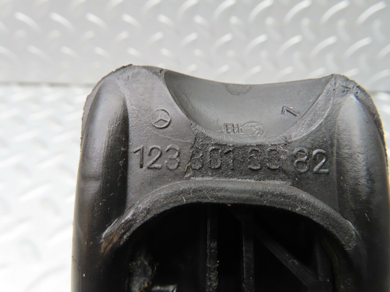16887 Mercedes-Benz C123 280CE Coupe Accelerator Pedal With Rubber 1233010082