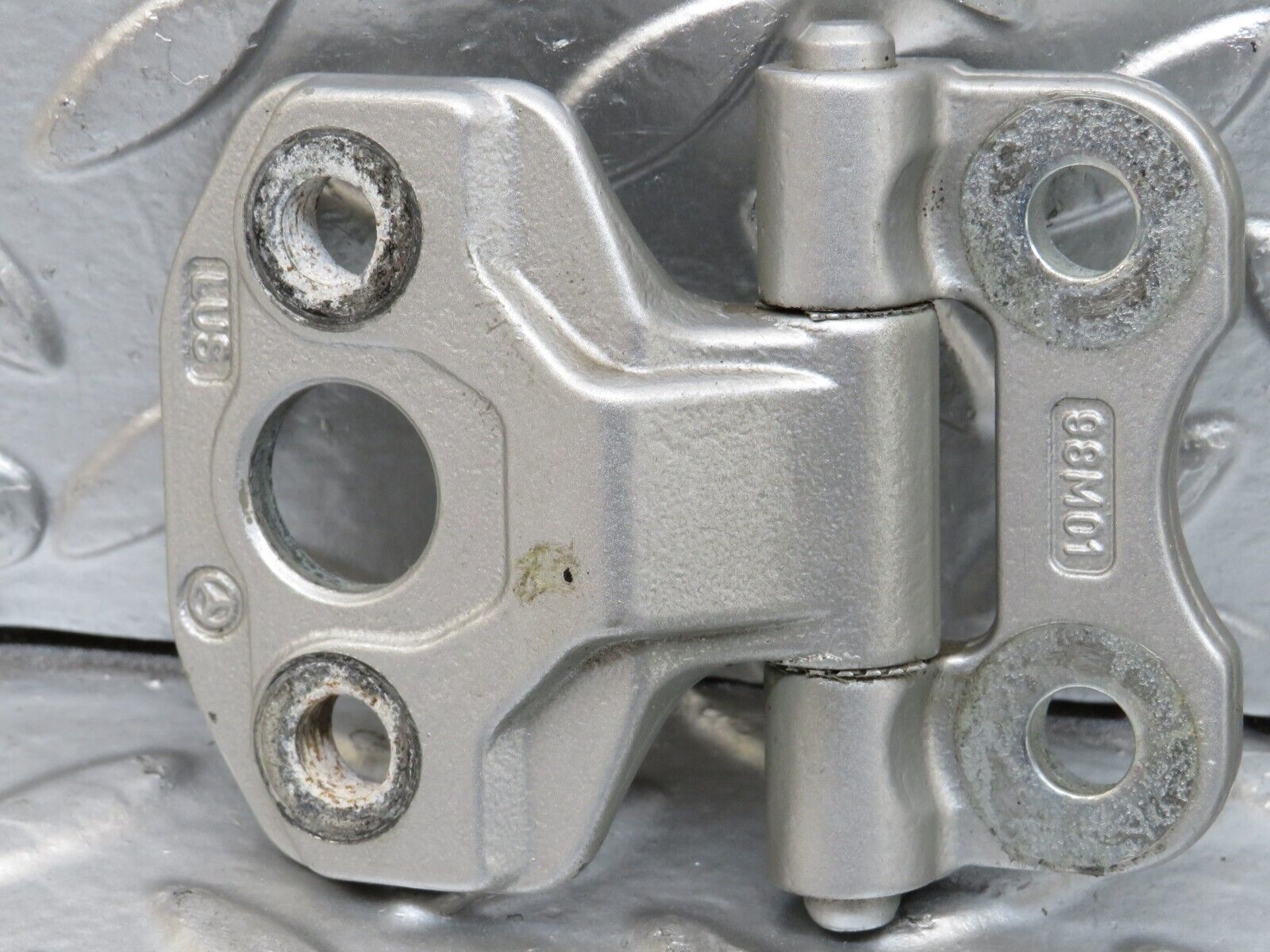 24871 Mercedes-Benz W140 S320 Right Door Hinges Pair