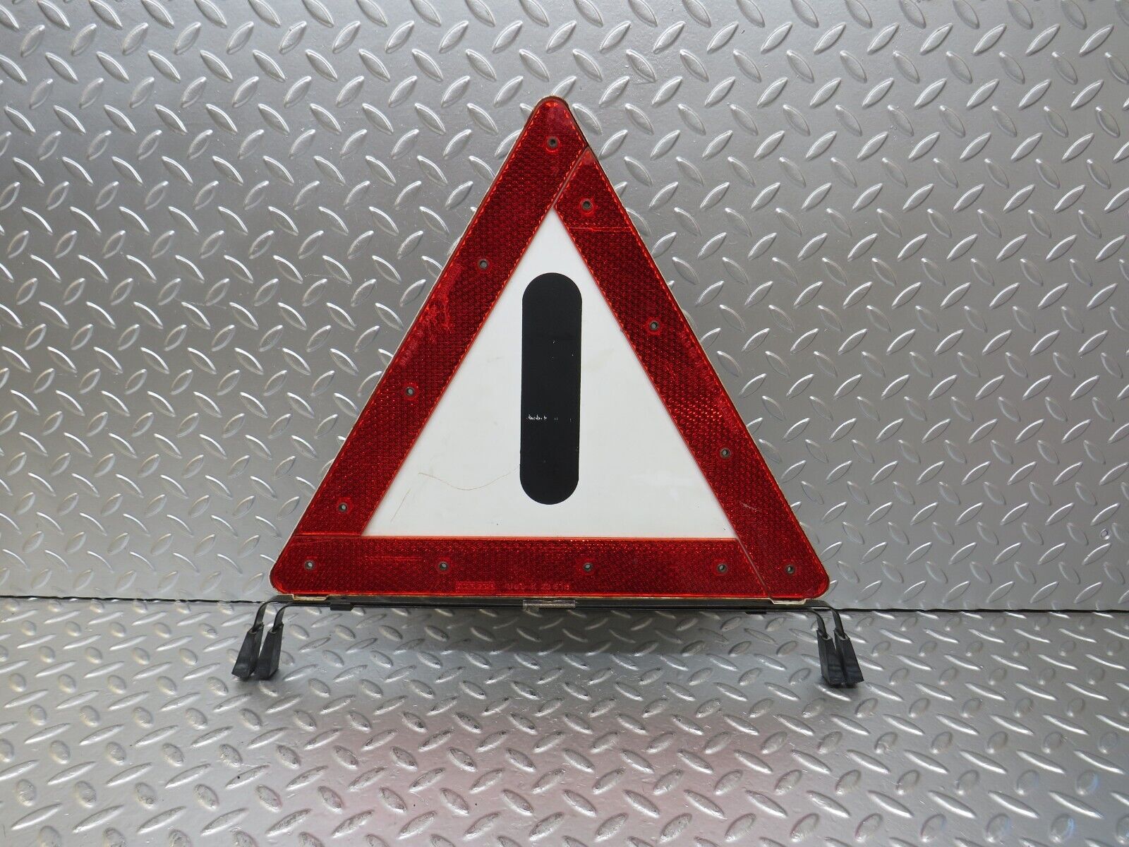 25275 Mercedes-Benz W201 190D Warning Triangle