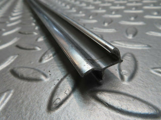 11457 Mercedes-Benz C123 230CE Coupe Rear Windscreen Chrome Frame