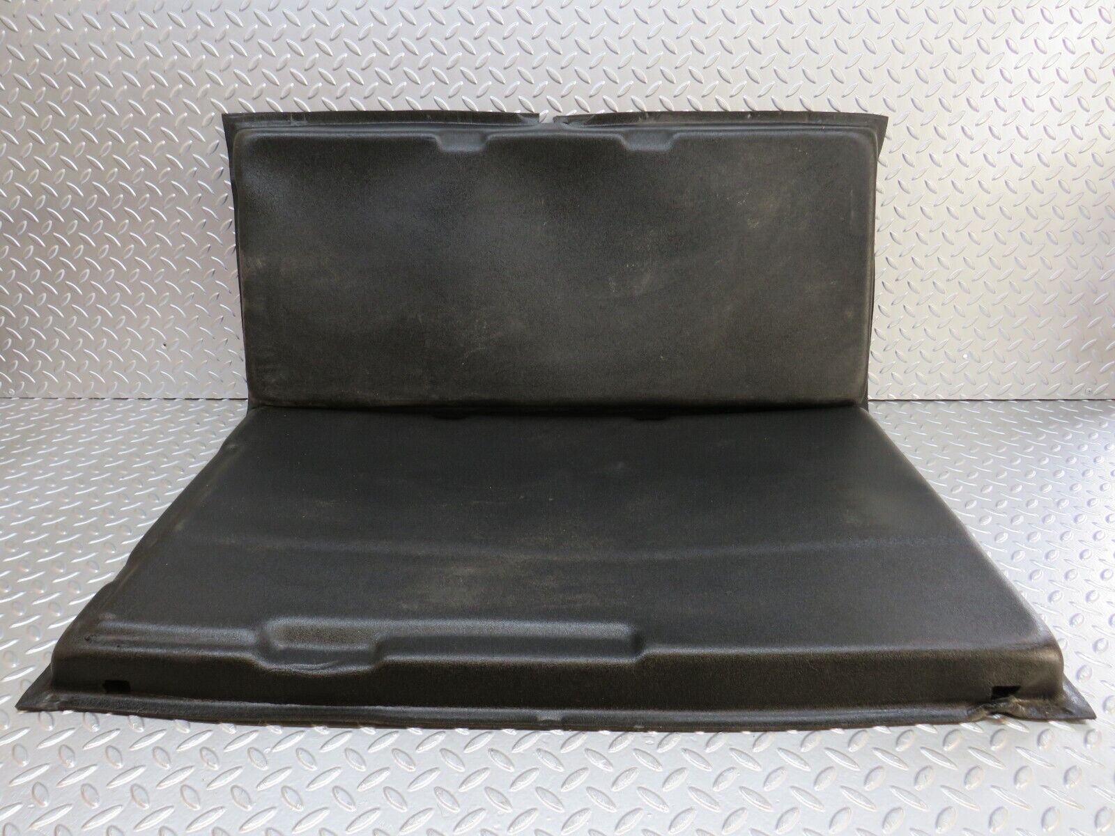 28213 Mercedes-Benz S123 240D Wagon Trunk  Cover Sponge Tray