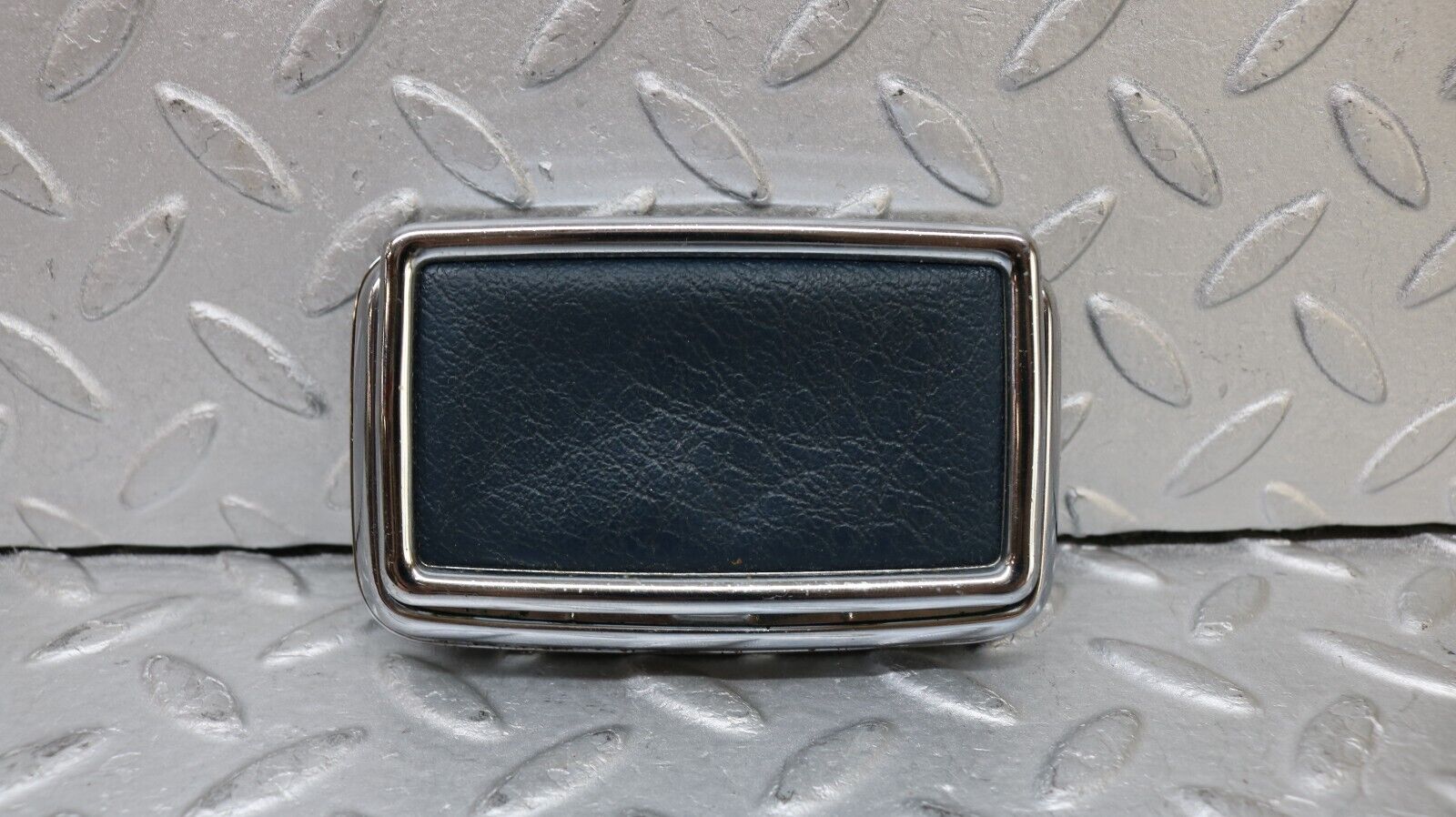 37256 Mercedes-Benz W109 300SEL Rear Door Ashtray Blue