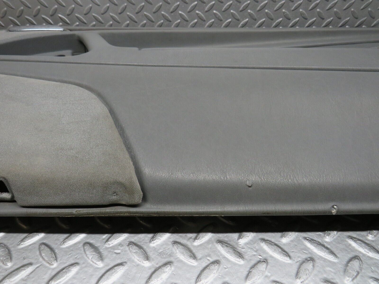 39513 Mercedes-Benz R129 320SL Coupe Door Card Grey Right Side