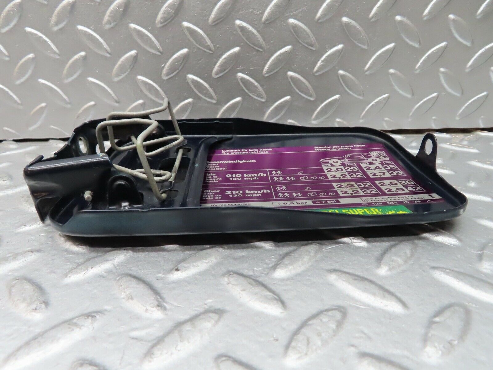 19965 Mercedes-Benz R129 300SL Coupe Fuel Tank Flap Cap 1295841339