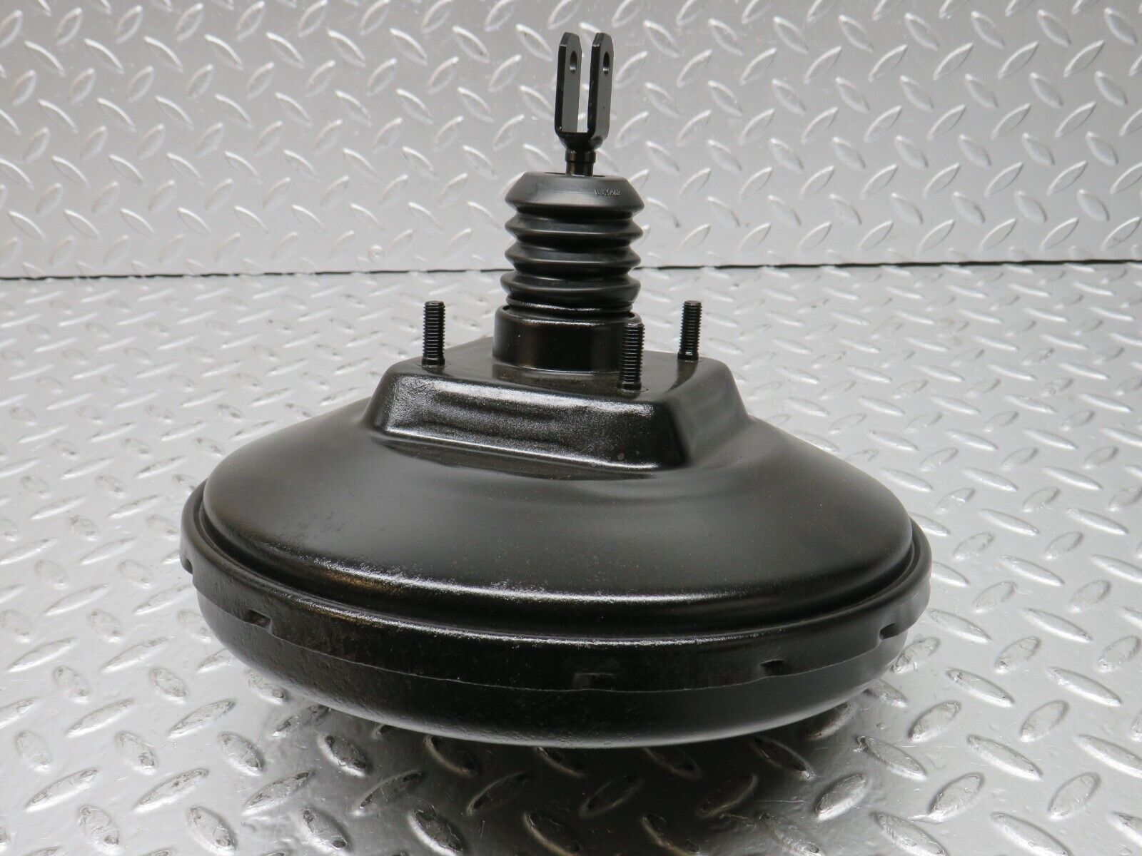 32076 Mercedes-Benz W123 230E Brake Booster Bendix