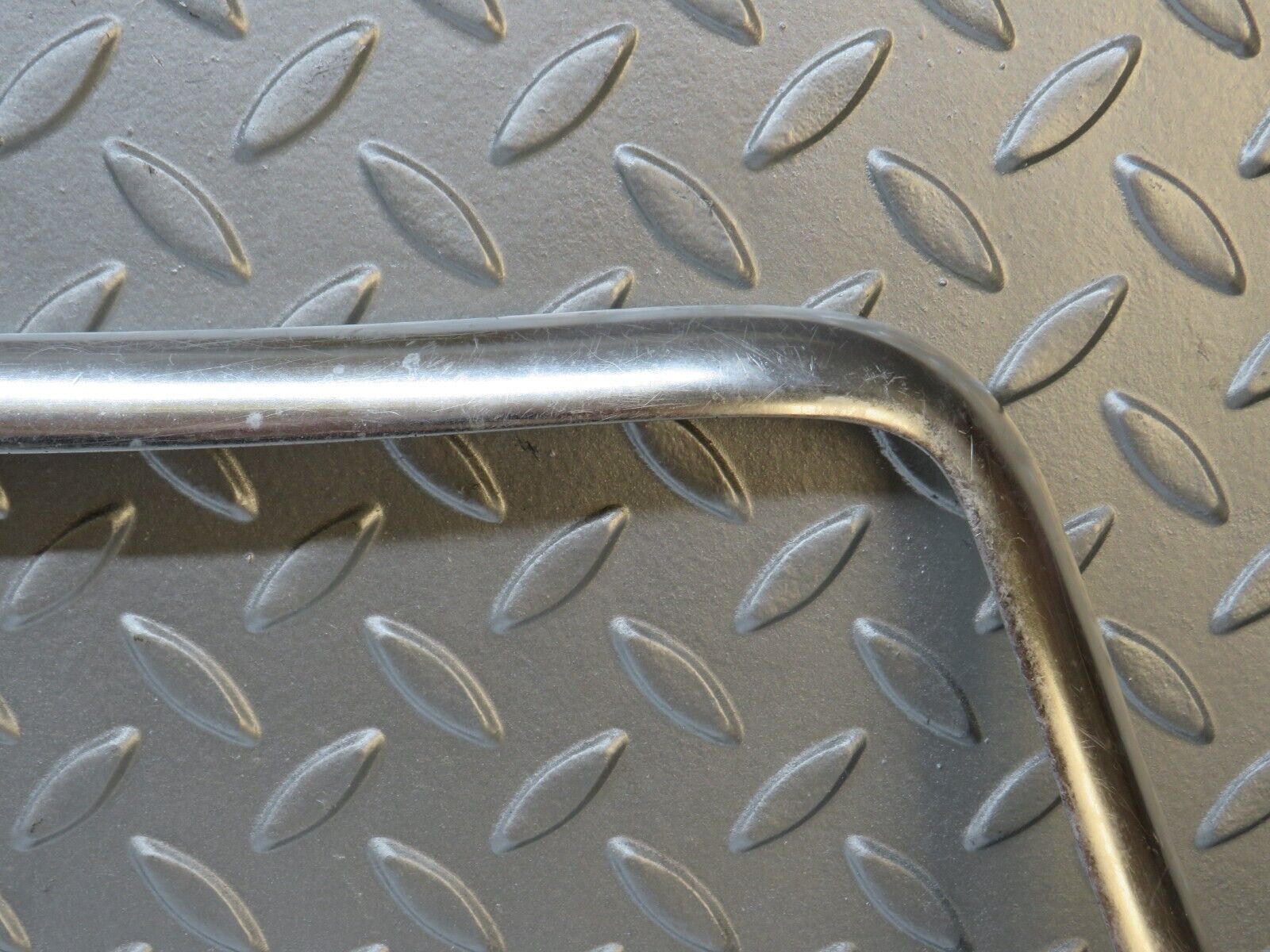 37381 Mercedes-Benz W109 300SEL Front Windscreen Chrome Frame