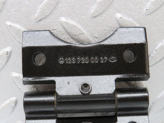 40583 Mercedes-Benz W123 300D Door Hinge Left Side 1237200037