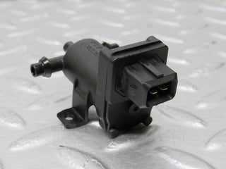 33482 Mercedes-Benz W202 C180 Heater Control Vacuum Valve 2028000178