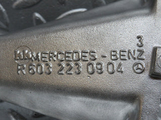 32647 Mercedes-Benz S124 300TE Wagon Engine Mount Bracket Right 6032230904