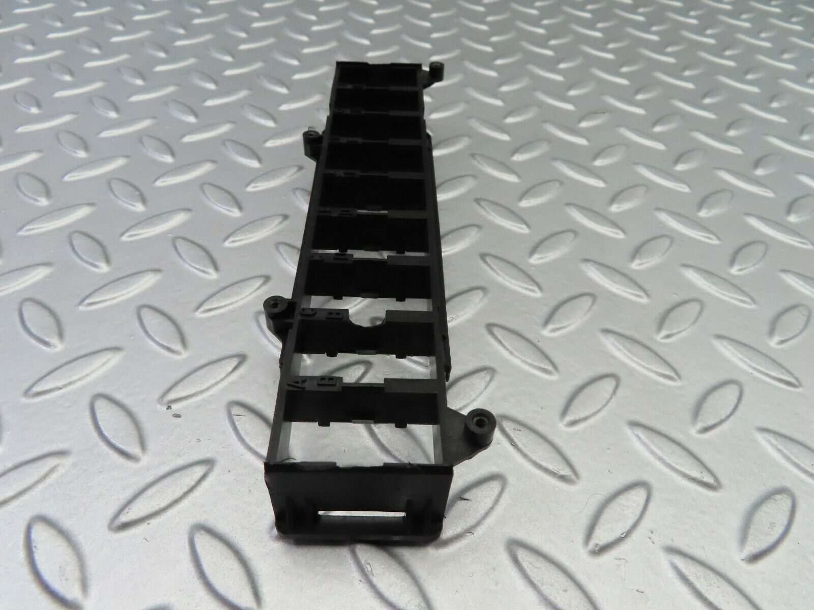 6475 Mercedes-Benz S124 E220 Wagon Centre Console Switch Bracket 1248210071