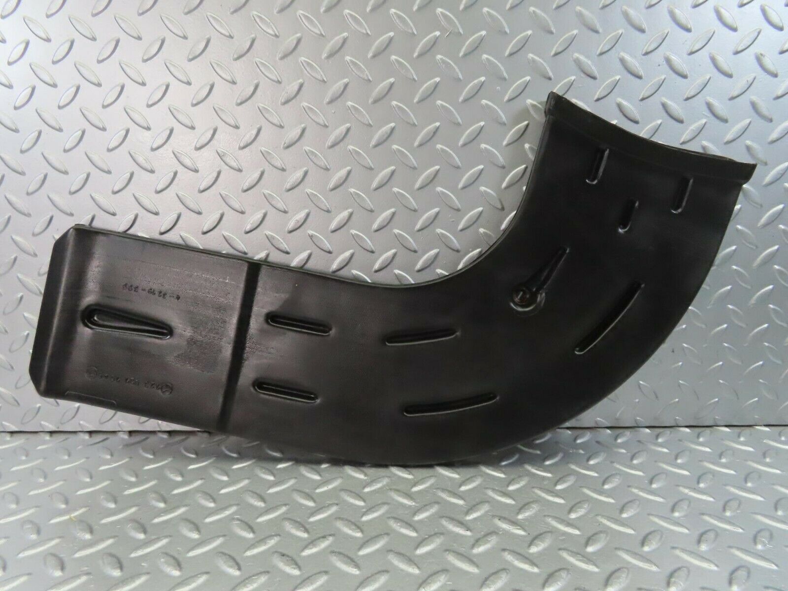 10701 Mercedes-Benz W123 230E Air Duct Heater Ventilation Right 1238311046