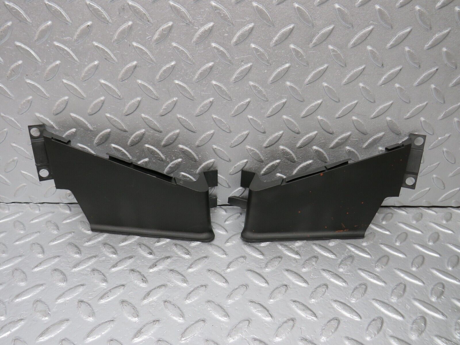 38299 Mercedes-Benz R129 280SL Coupe Radiator Fan Shroud Cover 2x 1295051388 1295051288