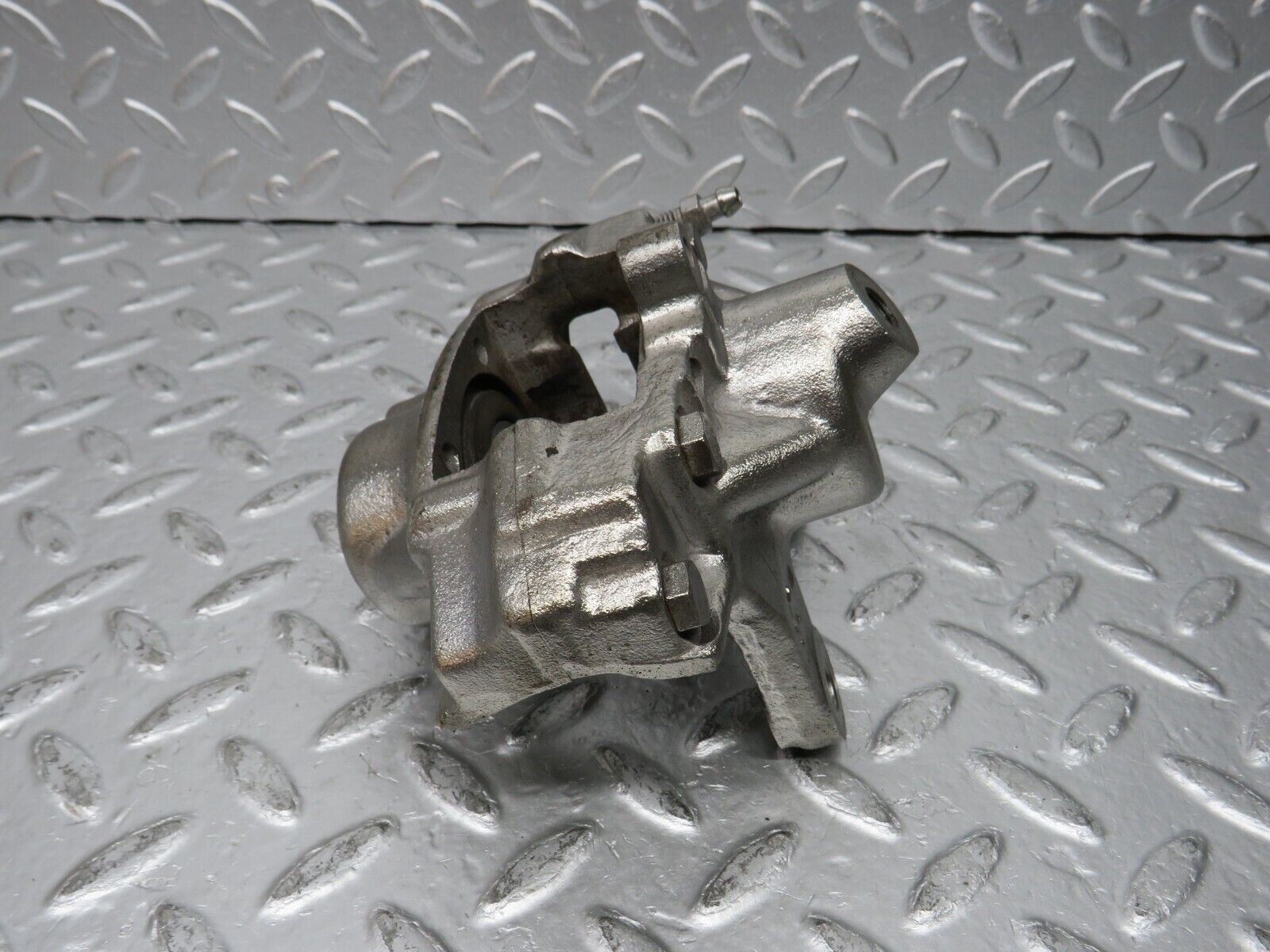 31509 Mercedes-Benz S124 220TE Wagon Rear Left Brake Caliper Ate 50P