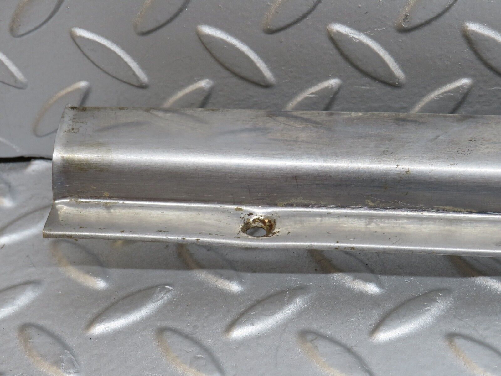 35766 Mercedes-Benz W108 Front Right Door Sill Chrome